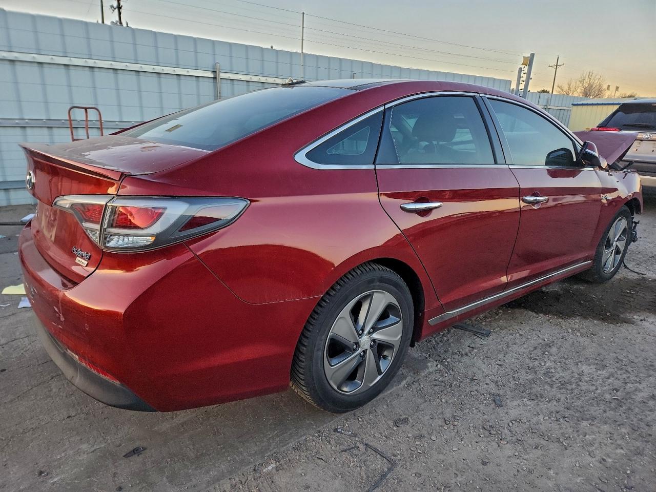 2017 HYUNDAI SONATA HYBRID photo 5