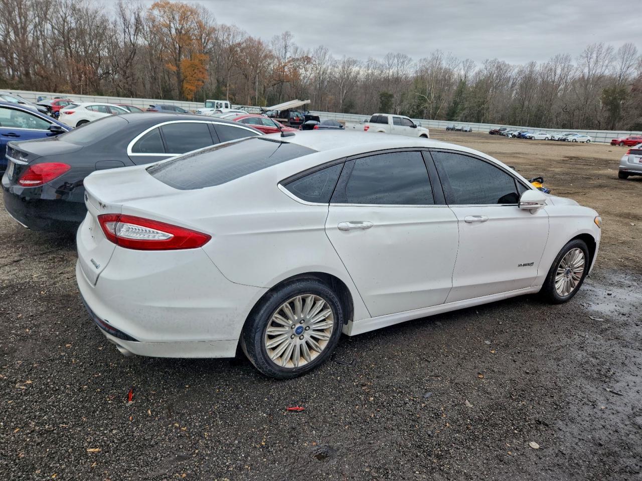 2013 FORD FUSION SE HYBRID photo 3