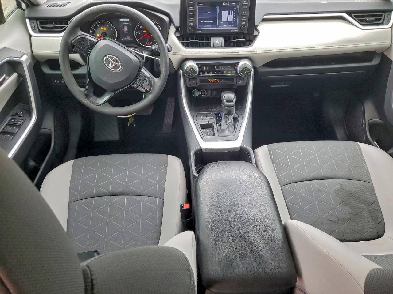 2022 TOYOTA RAV4 XLE photo 15