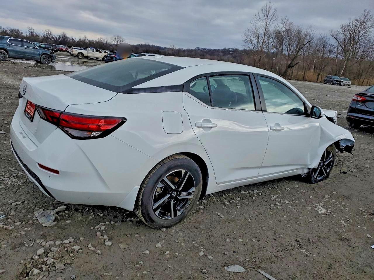 2025 NISSAN SENTRA SV photo 3