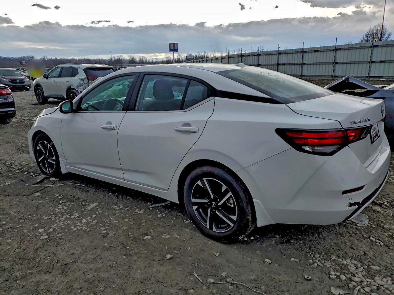 2025 NISSAN SENTRA SV photo 2