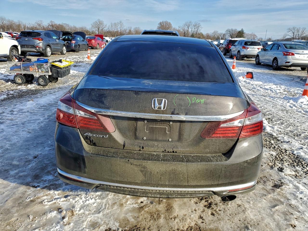 2017 HONDA ACCORD LX photo 6