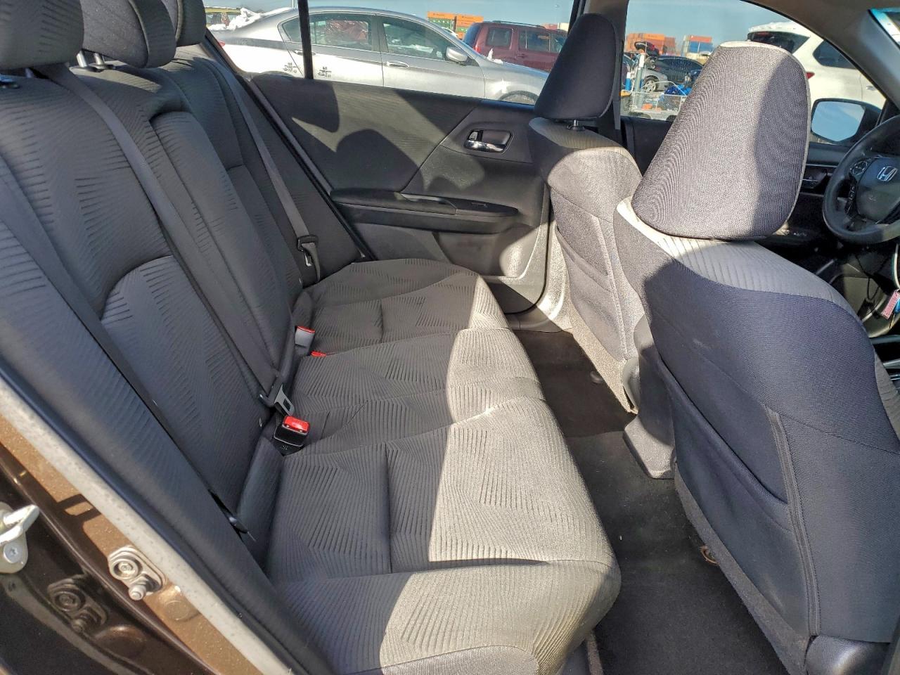 2017 HONDA ACCORD LX photo 10