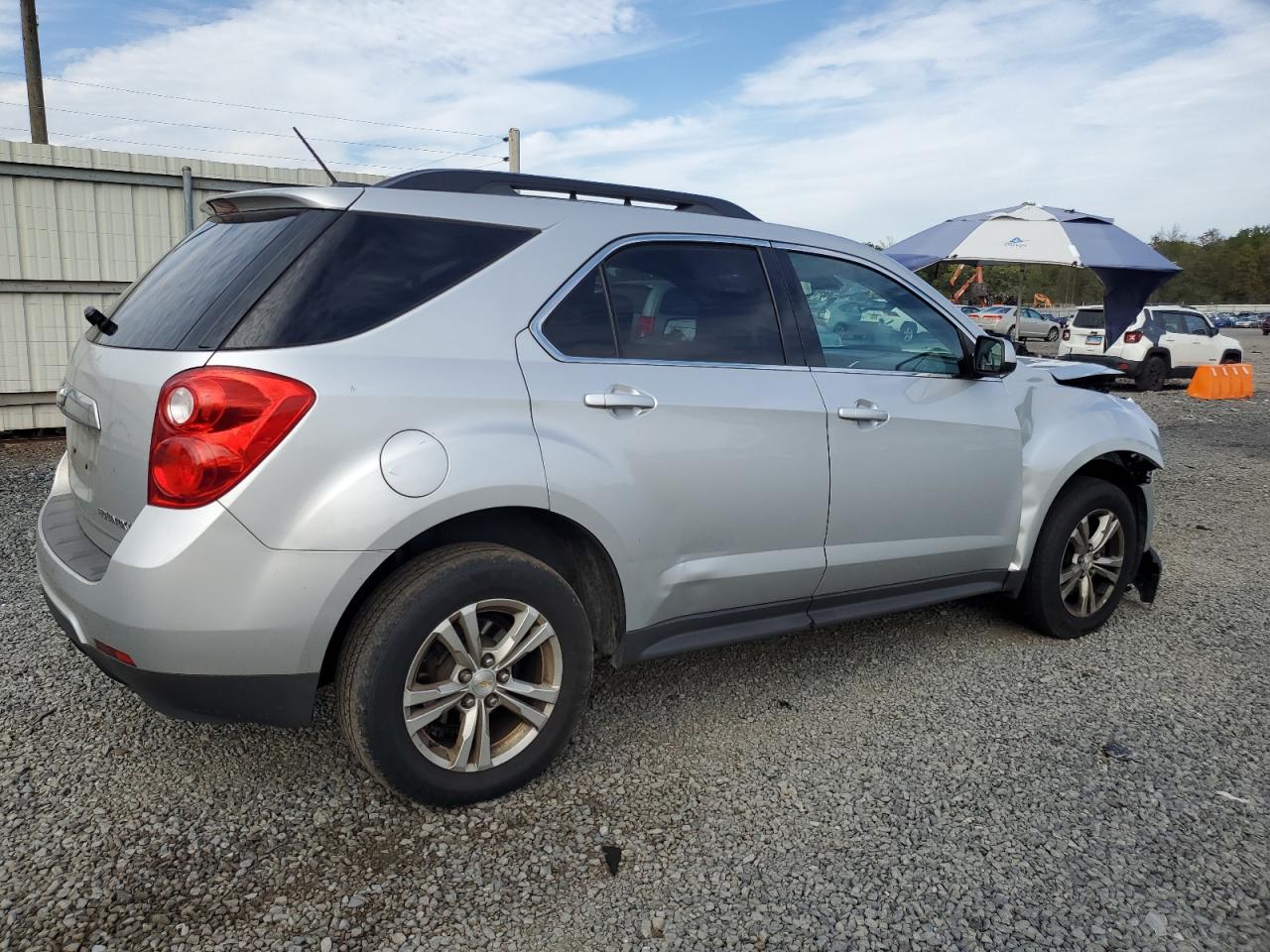 2015 CHEVROLET EQUINOX LT photo 3