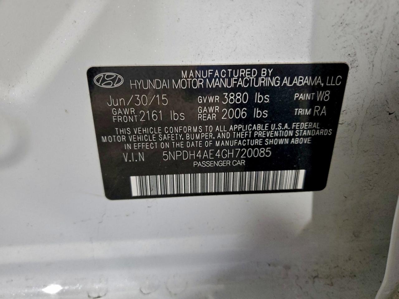 2016 HYUNDAI ELANTRA photo 12
