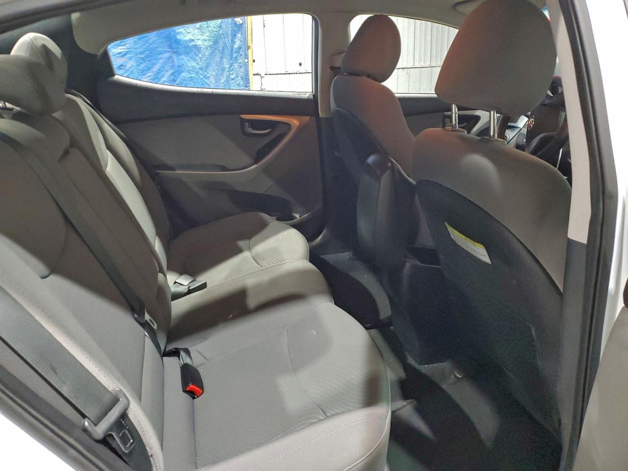 2016 HYUNDAI ELANTRA photo 10