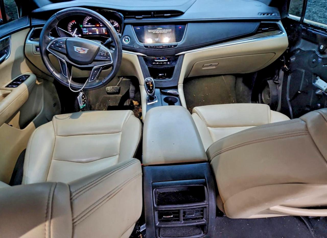 2017 CADILLAC XT5 photo 15