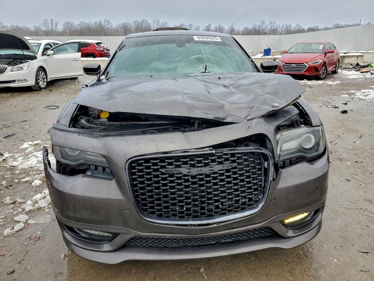 2018 CHRYSLER 300 S photo 9