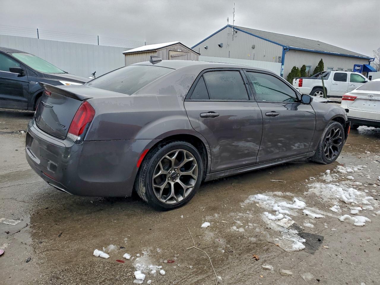 2018 CHRYSLER 300 S photo 5
