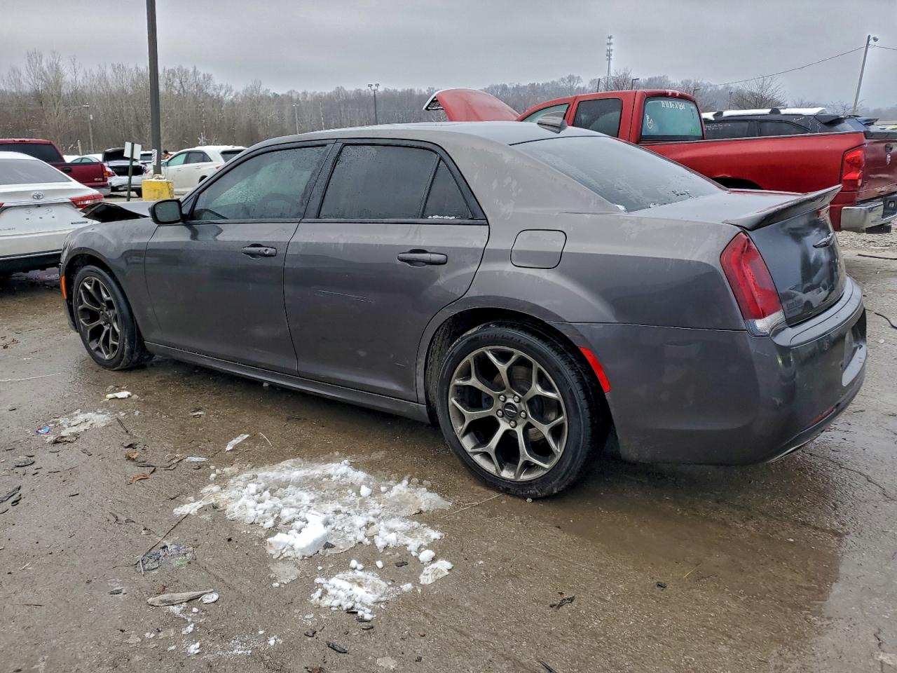 2018 CHRYSLER 300 S photo 3