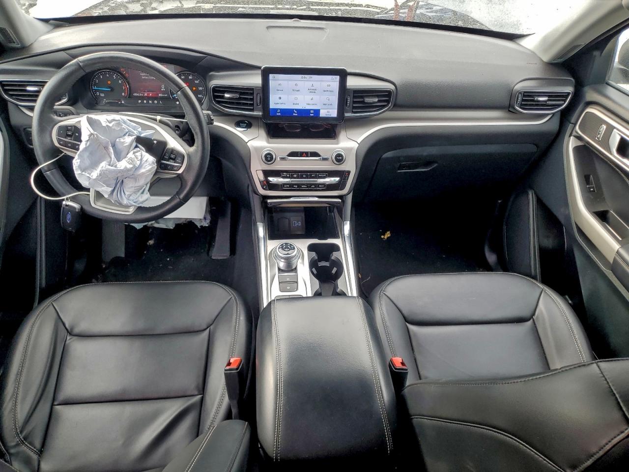 2024 FORD EXPLORER XLT photo 8