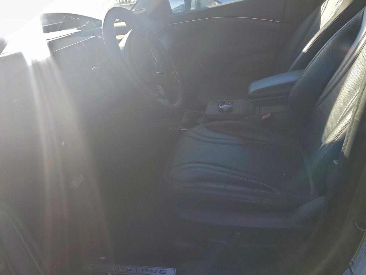 2021 FORD MUSTANG MACH-E PREMIUM photo 7