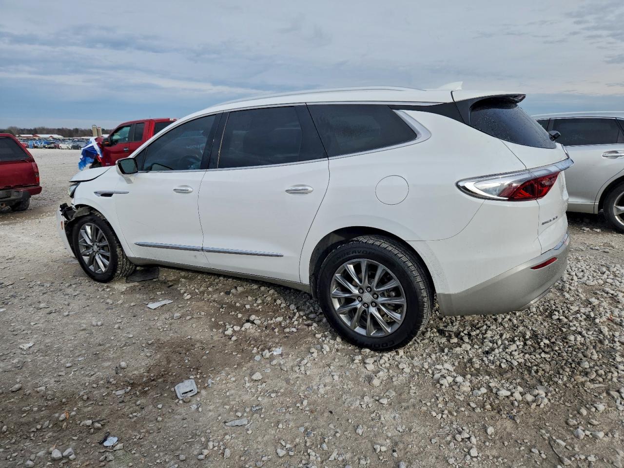 2022 BUICK ENCLAVE PREMIUM photo 2