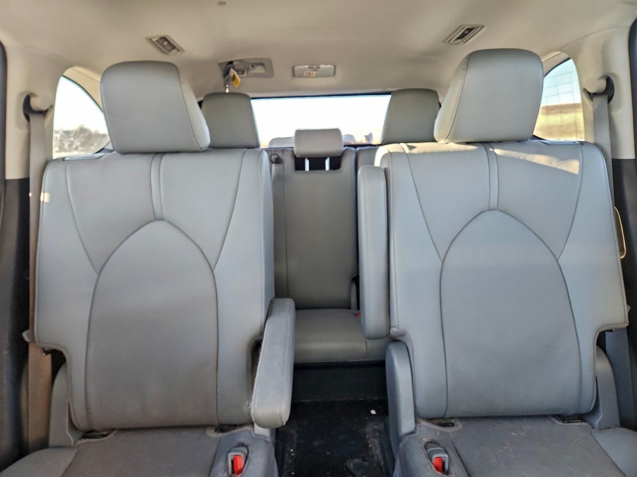 2021 TOYOTA HIGHLANDER HYBRID LIMITED photo 19