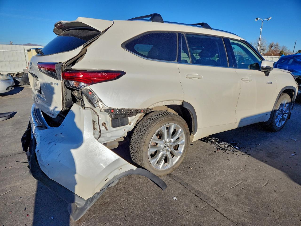 2021 TOYOTA HIGHLANDER HYBRID LIMITED photo 5