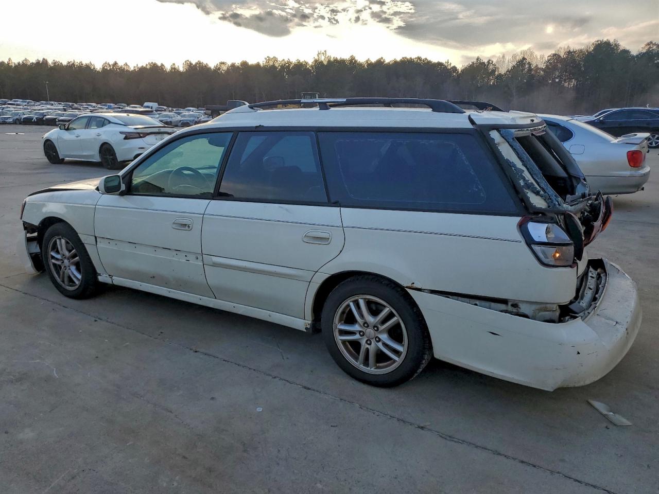 2003 SUBARU LEGACY photo 2