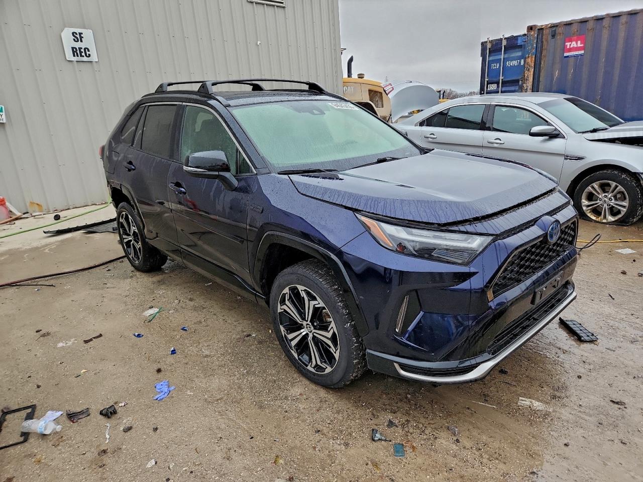 2022 TOYOTA RAV4 PRIME XSE photo 4