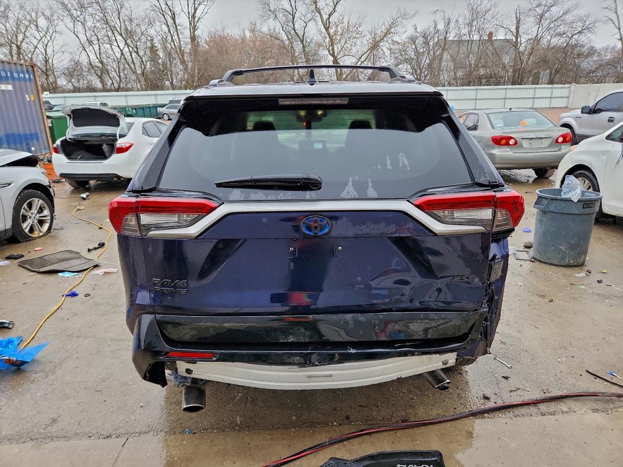 2022 TOYOTA RAV4 PRIME XSE photo 6
