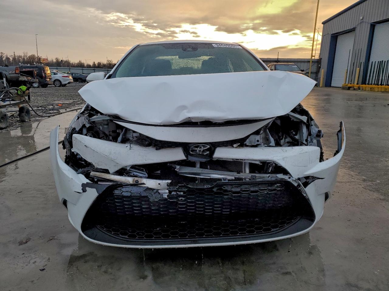 2021 TOYOTA COROLLA LE photo 9