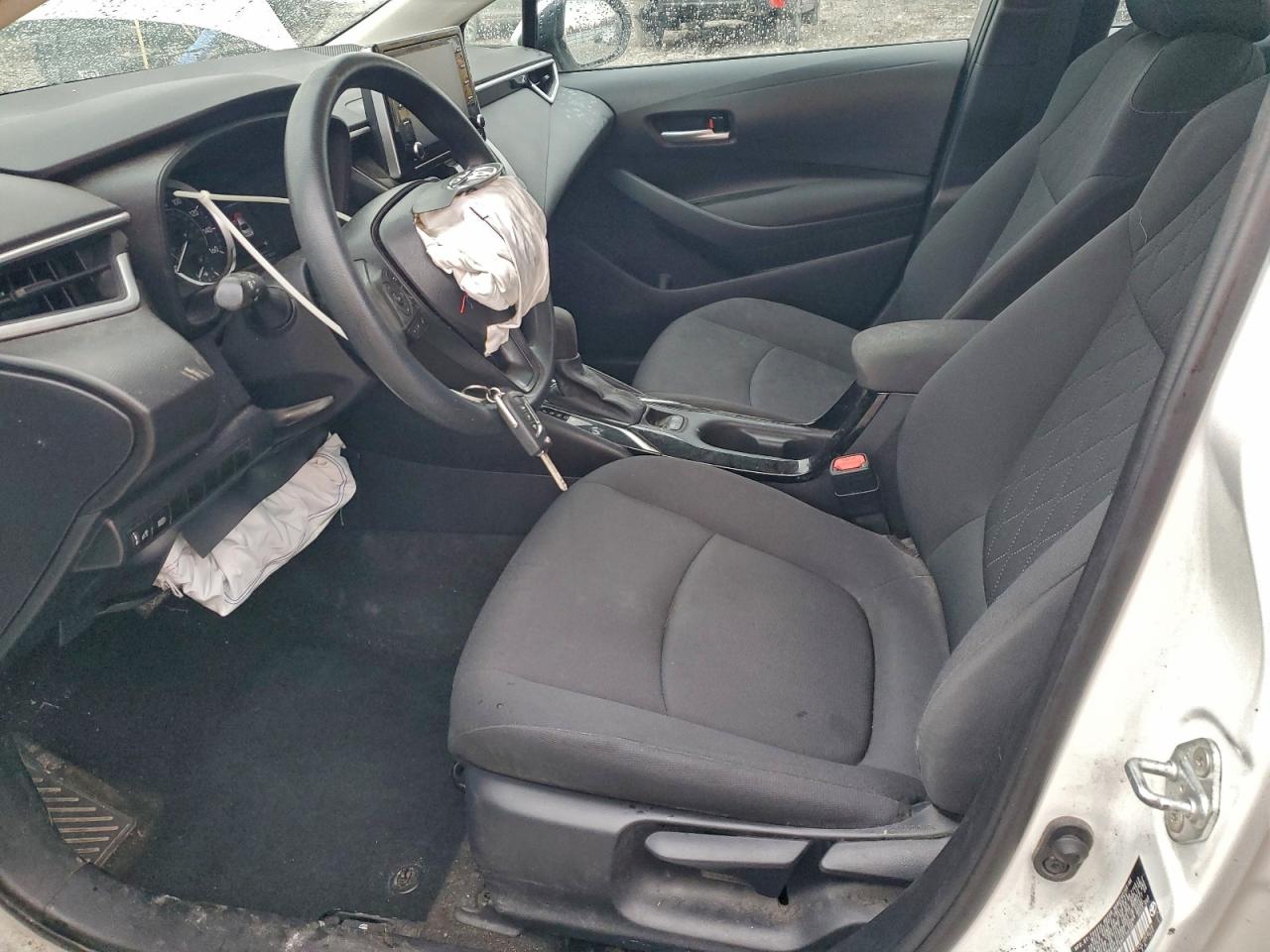 2021 TOYOTA COROLLA LE photo 13