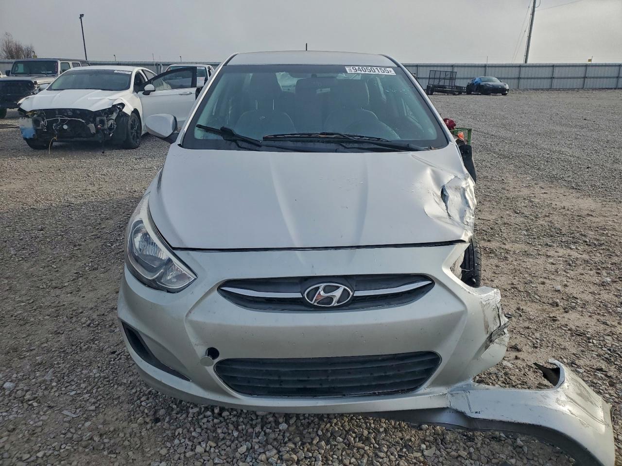 2016 HYUNDAI ACCENT SE photo 5