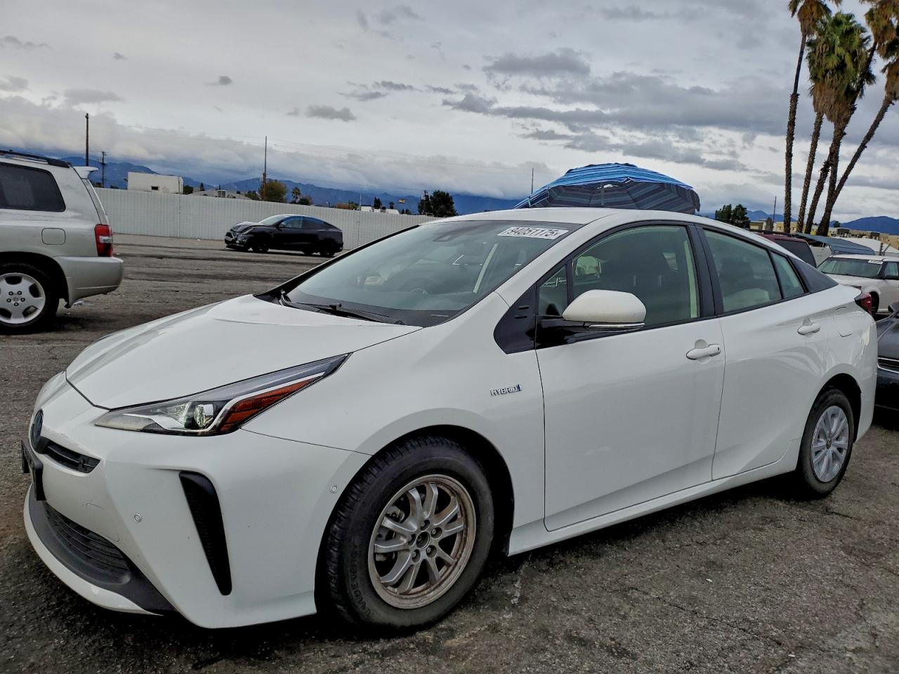 2019 TOYOTA PRIUS