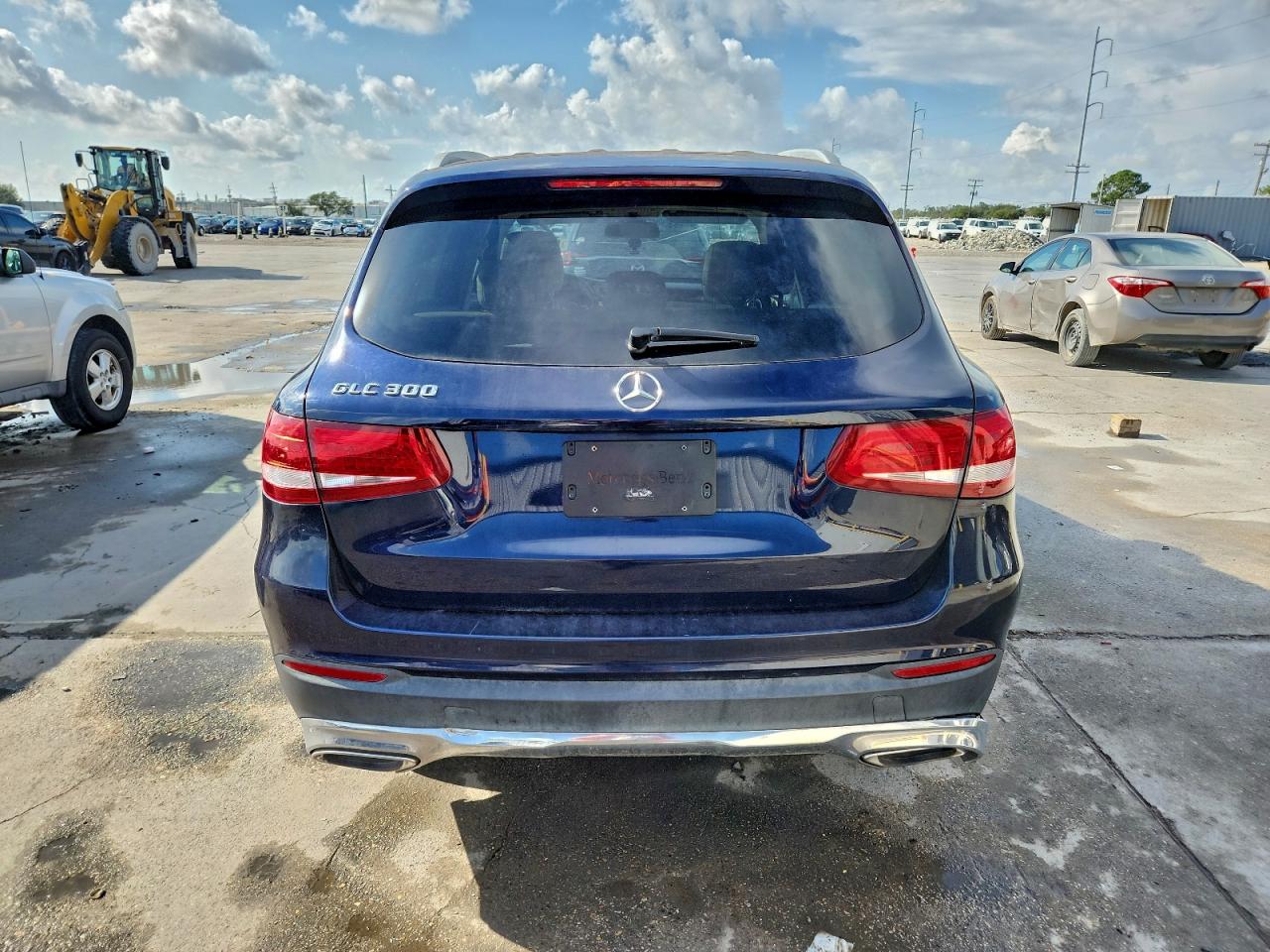 2016 MERCEDES-BENZ GLC photo 6
