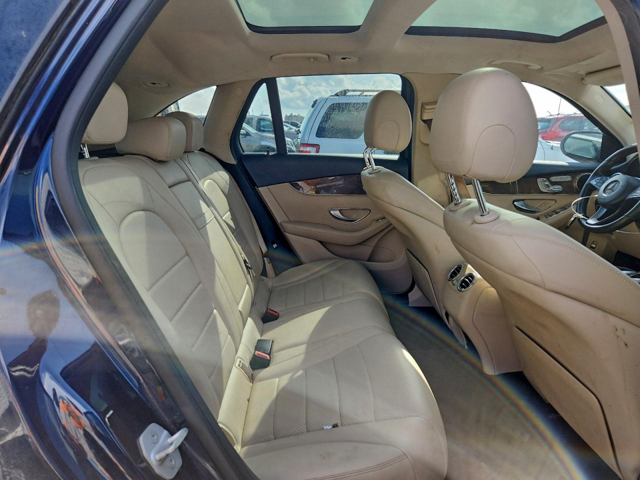2016 MERCEDES-BENZ GLC photo 11