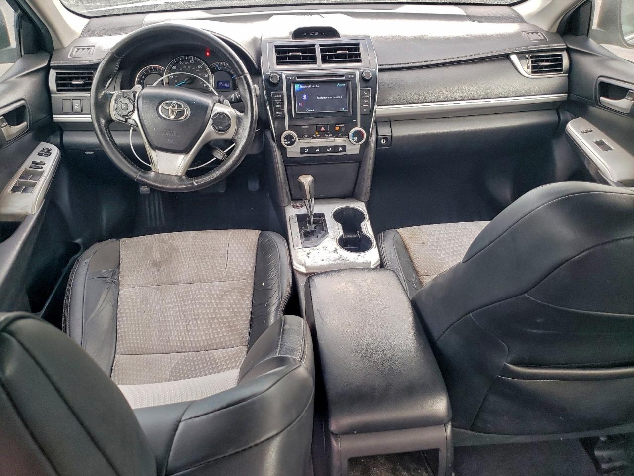 2012 TOYOTA CAMRY photo 15
