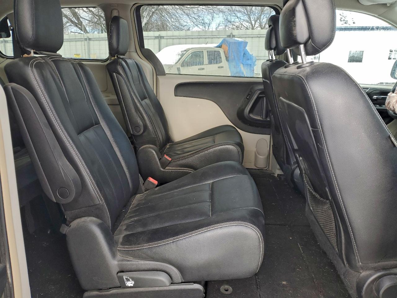 2015 CHRYSLER TOWN & COUNTRY TOURING photo 21