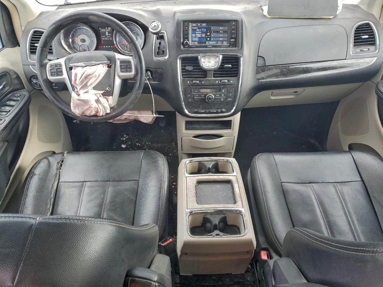 2015 CHRYSLER TOWN & COUNTRY TOURING photo 15