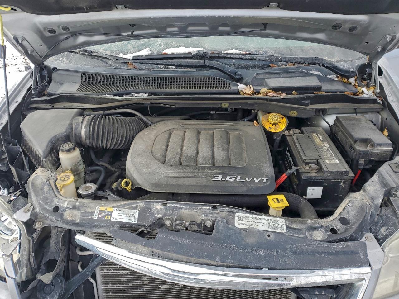 2015 CHRYSLER TOWN & COUNTRY TOURING photo 23