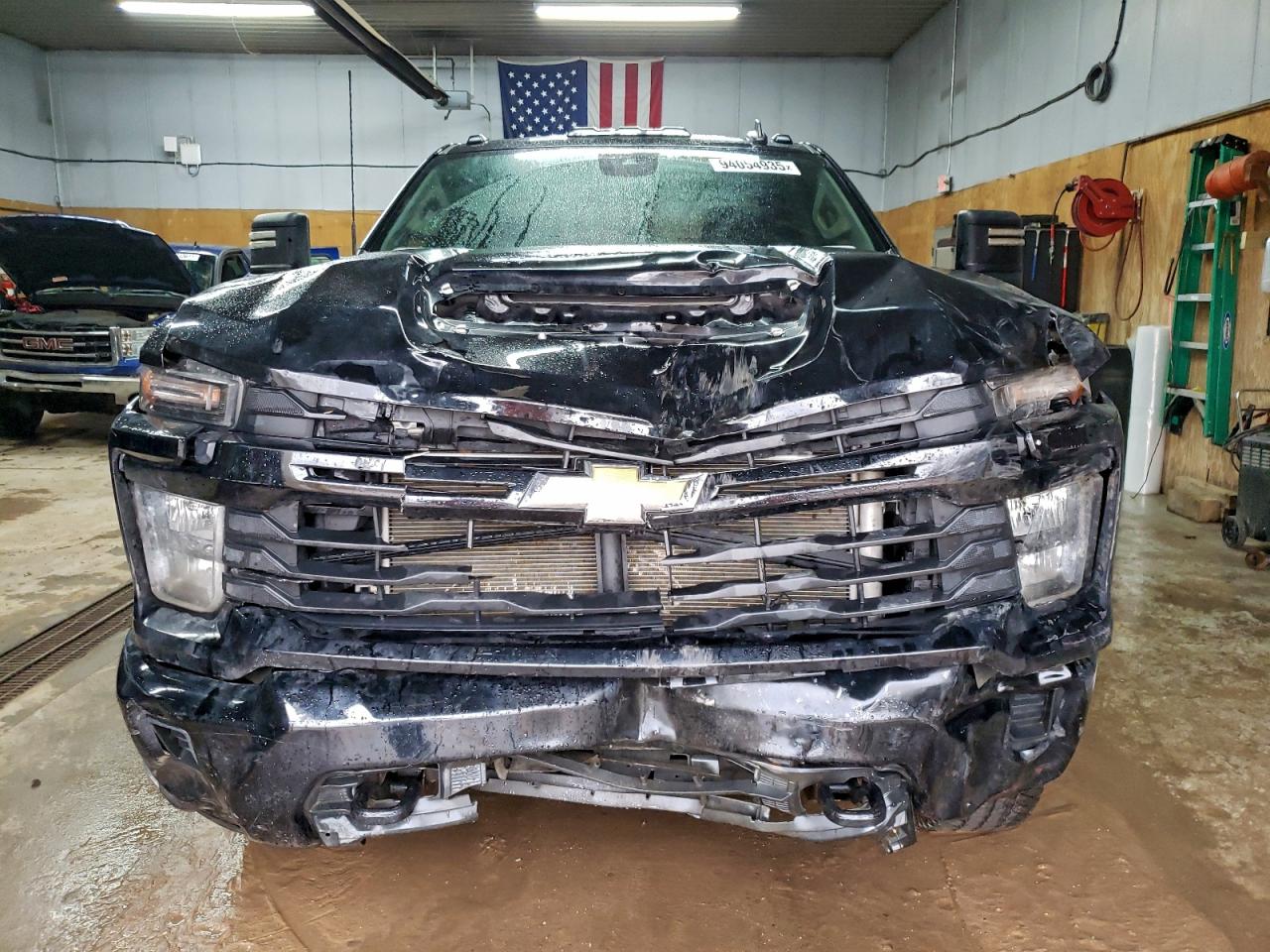 2024 CHEVROLET SILVERADO K2500 CUSTOM photo 13