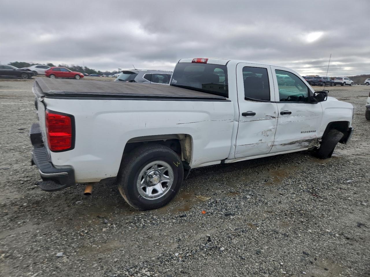 2017 CHEVROLET SILVERADO C1500 photo 3