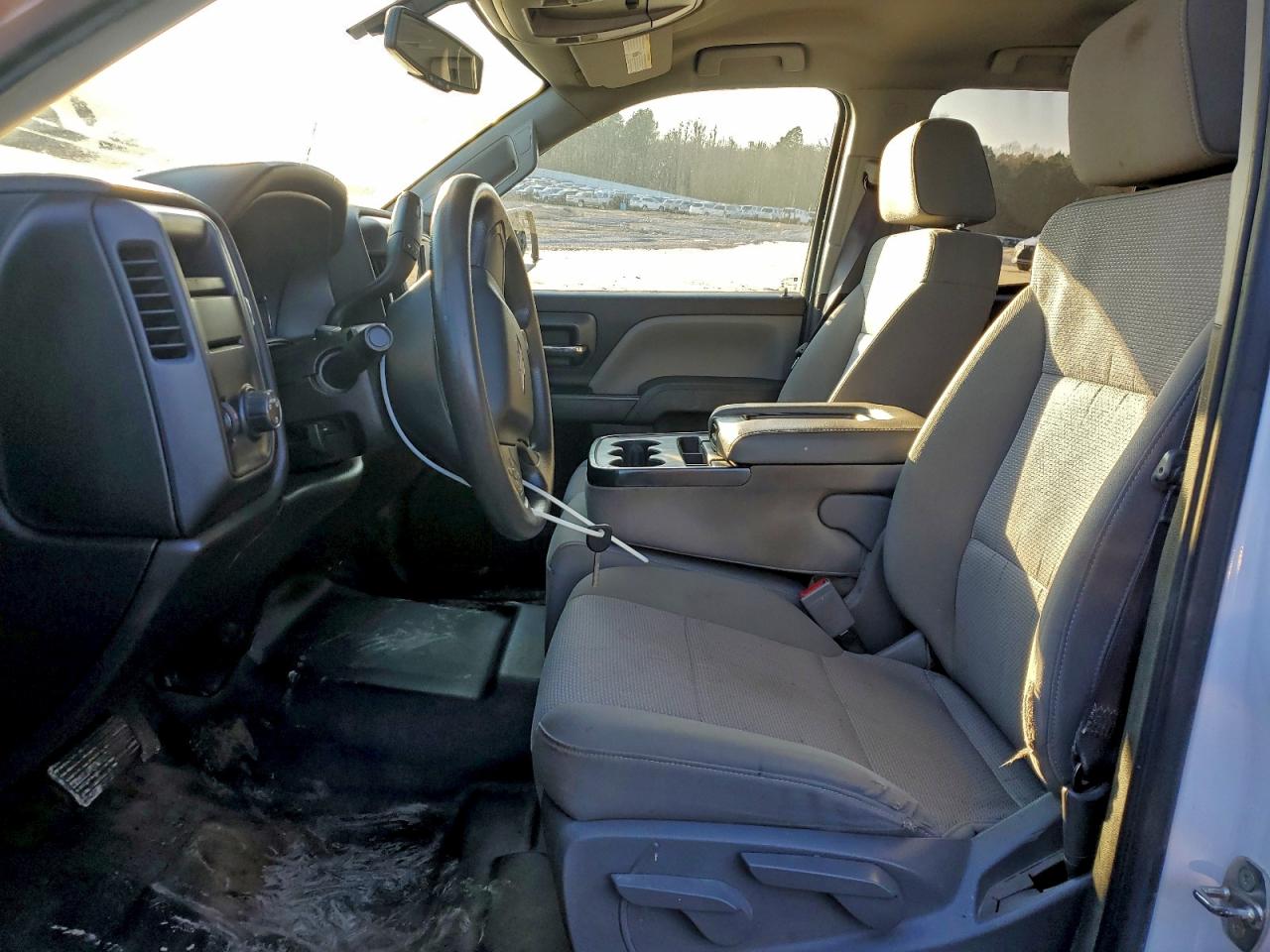 2017 CHEVROLET SILVERADO C1500 photo 7