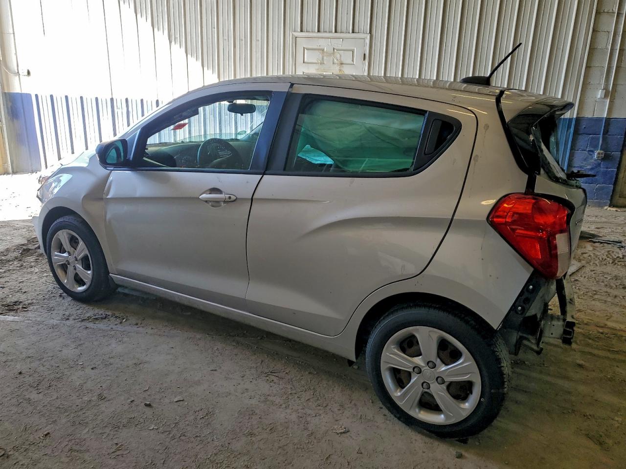2020 CHEVROLET SPARK LS photo 2