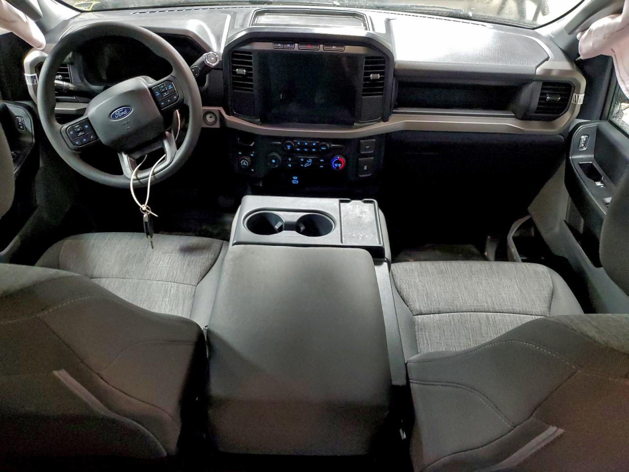 2024 FORD F150 XL photo 8
