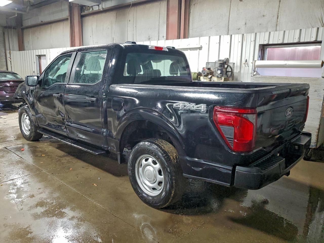 2024 FORD F150 XL photo 2
