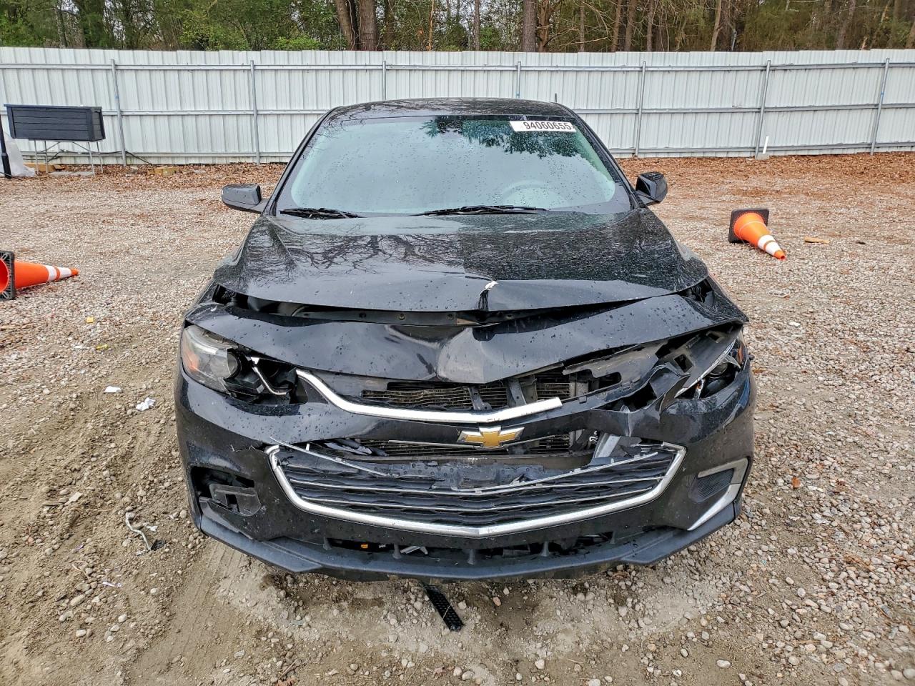 2018 CHEVROLET MALIBU LT photo 9