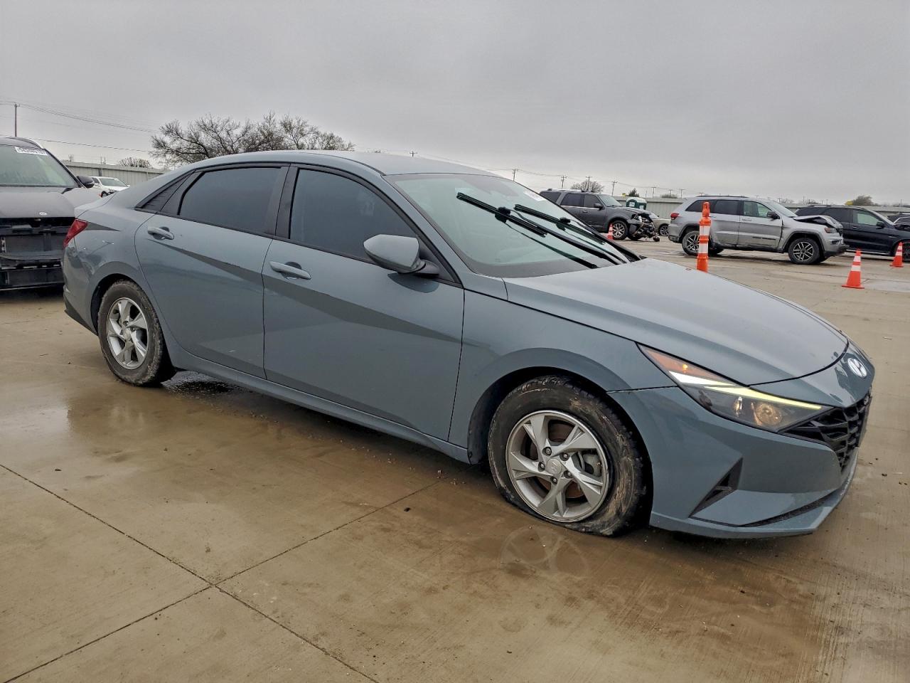2022 HYUNDAI ELANTRA photo 7