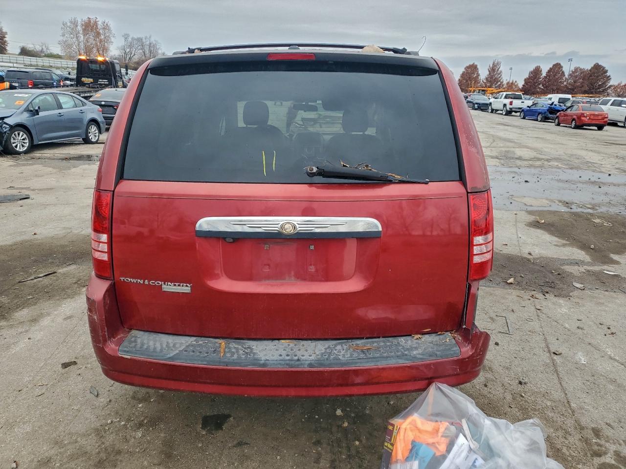 2008 CHRYSLER TOWN & COUNTRY TOURING photo 11