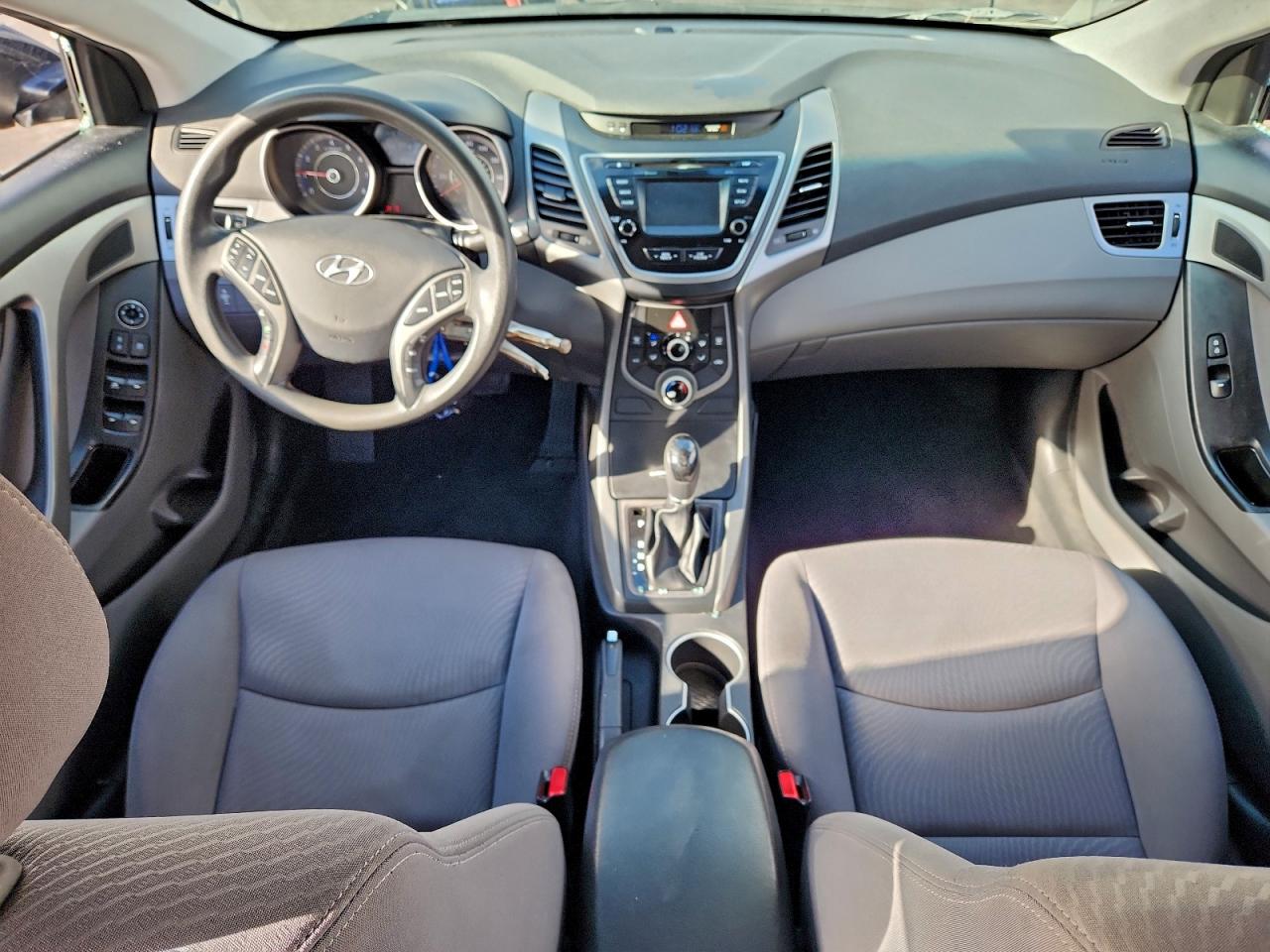 2015 HYUNDAI ELANTRA SE photo 15