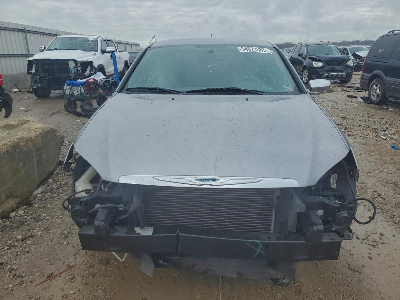 2013 CHRYSLER 200 LIMITED photo 9