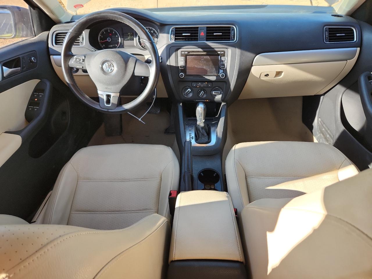 2013 VOLKSWAGEN JETTA SE photo 8