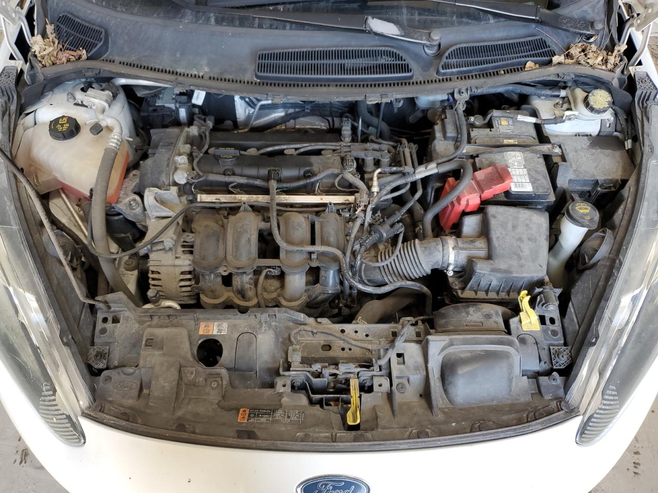 2015 FORD FIESTA SE photo 11