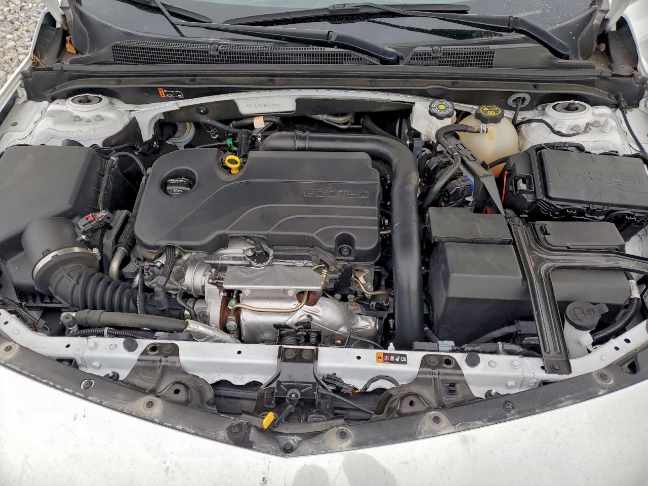 2024 CHEVROLET MALIBU LT photo 11