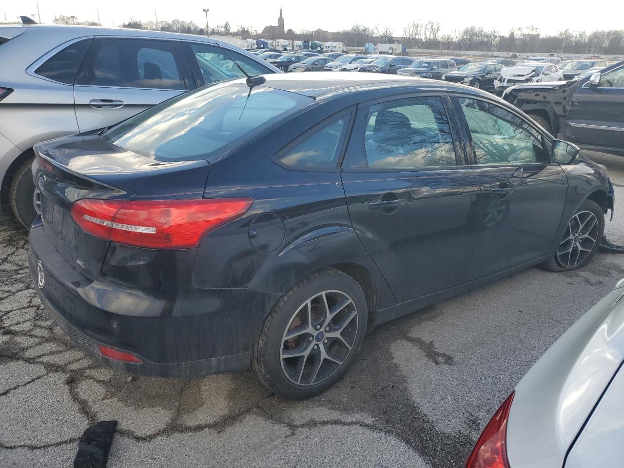 2017 FORD FOCUS SEL photo 5