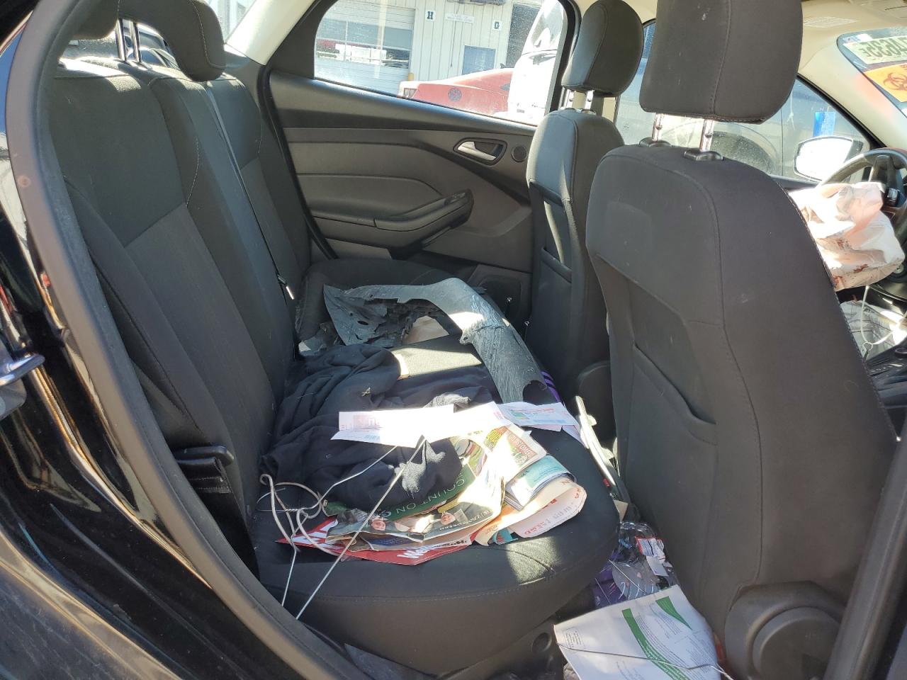 2017 FORD FOCUS SEL photo 19