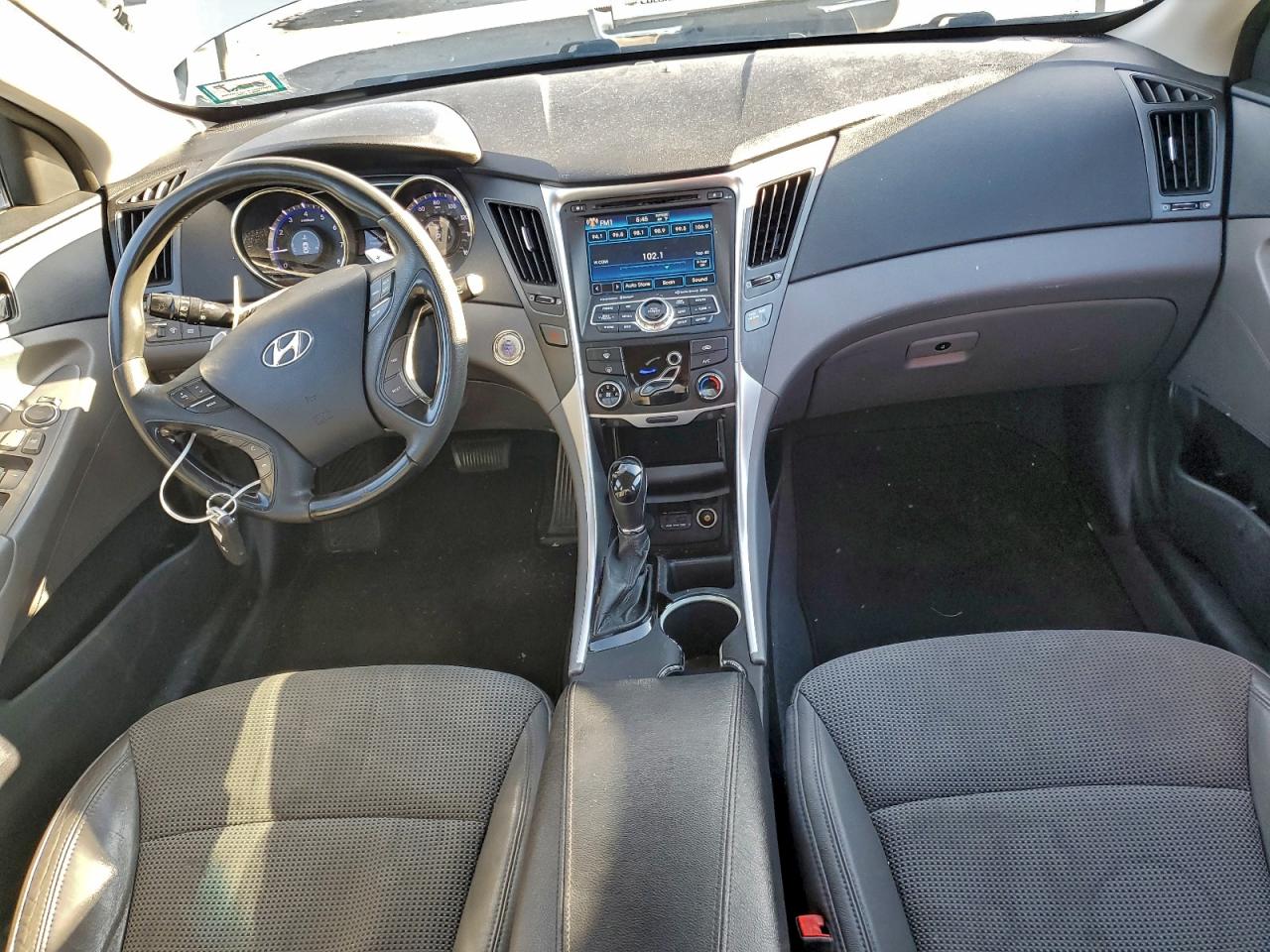 2013 HYUNDAI SONATA SE photo 8