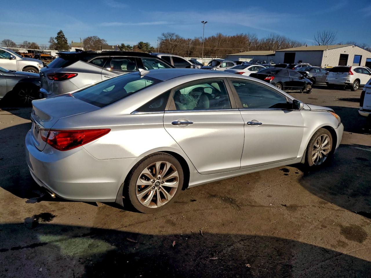 2013 HYUNDAI SONATA SE photo 3